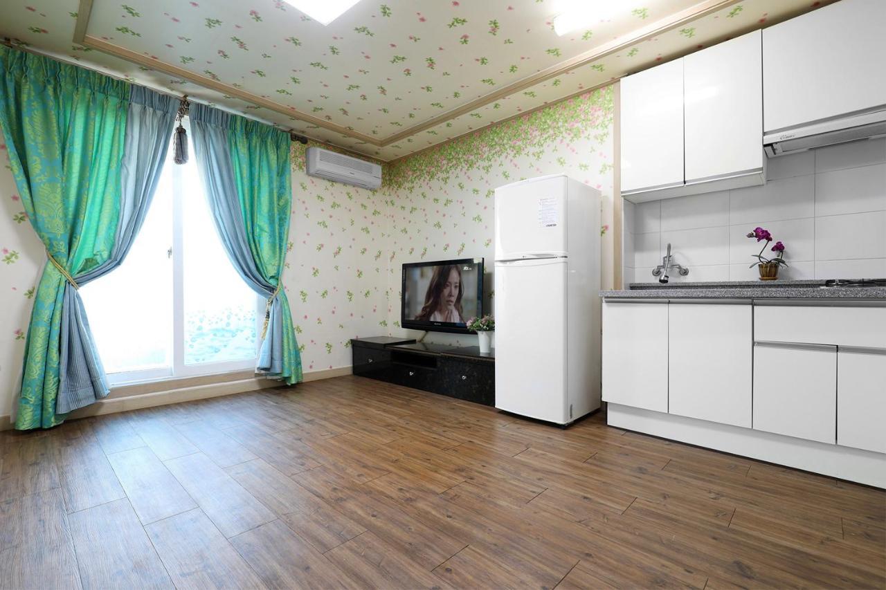 Yeowoogneul Pension Chuncheon Eksteriør billede